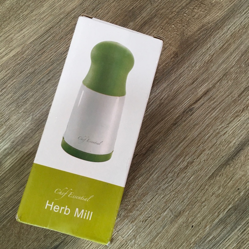 Chef Essential Green Herb Mill